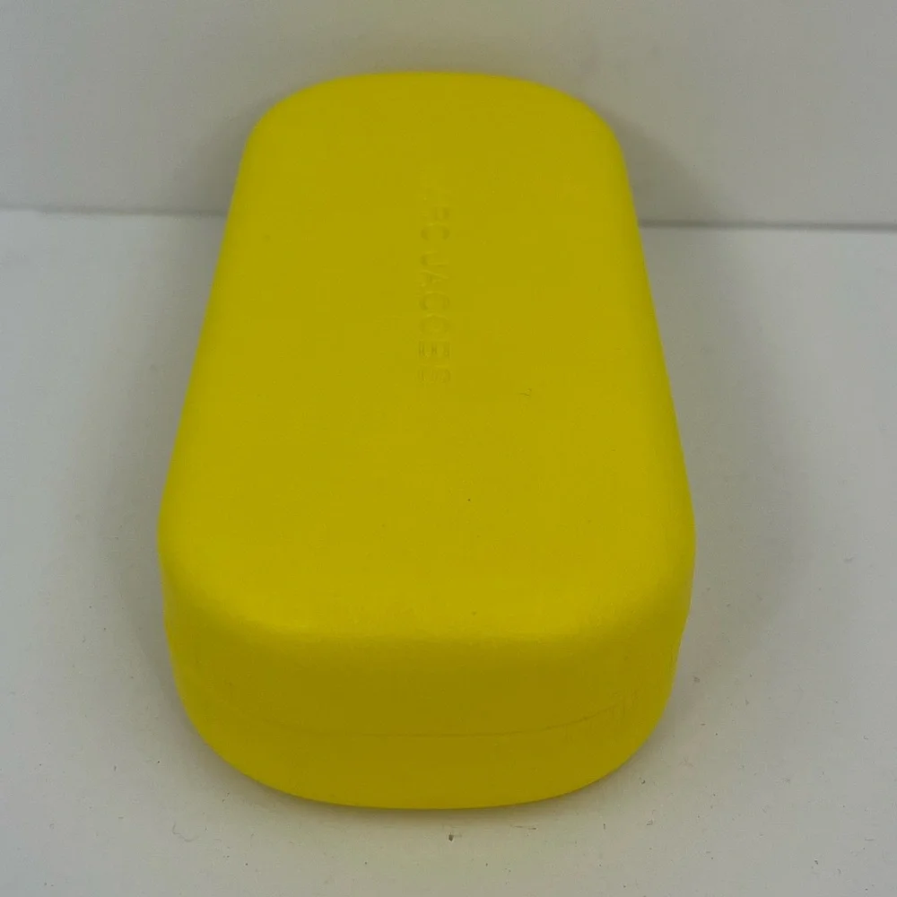 MARC JACOBS YELLOW GLASSES CASE, BLACK VELVET INTERIOR WITH BLACK & WHITE CLOTH